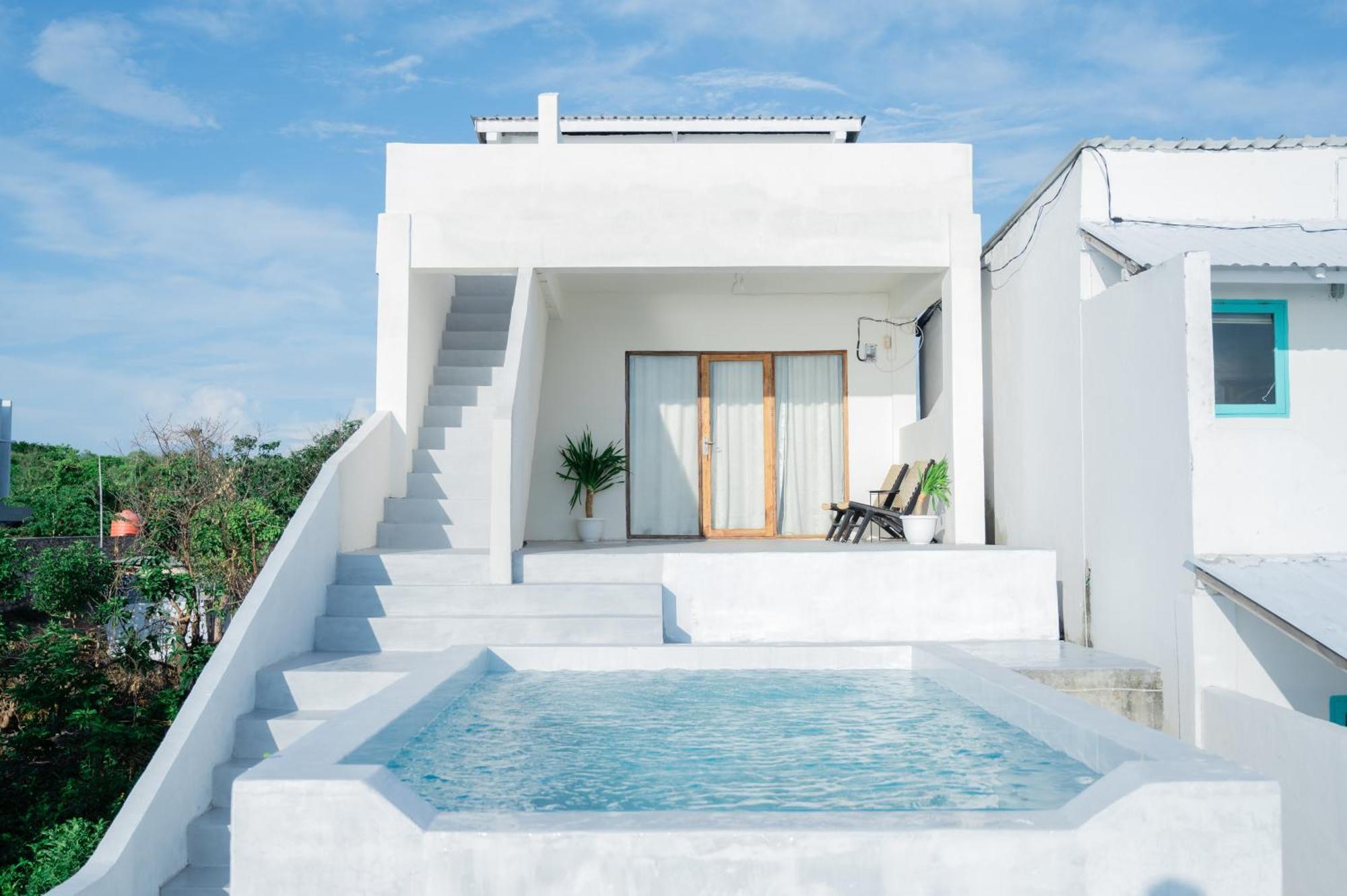 Woywoy Paradise Bira Kamer foto
